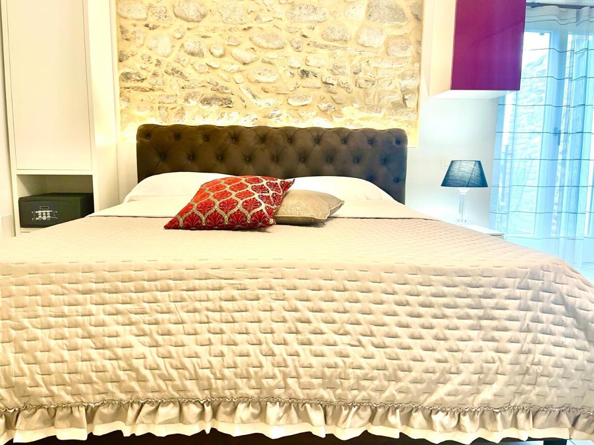 Dimora Di Charme Rooms & Apartments Peschiera del Garda Exterior photo