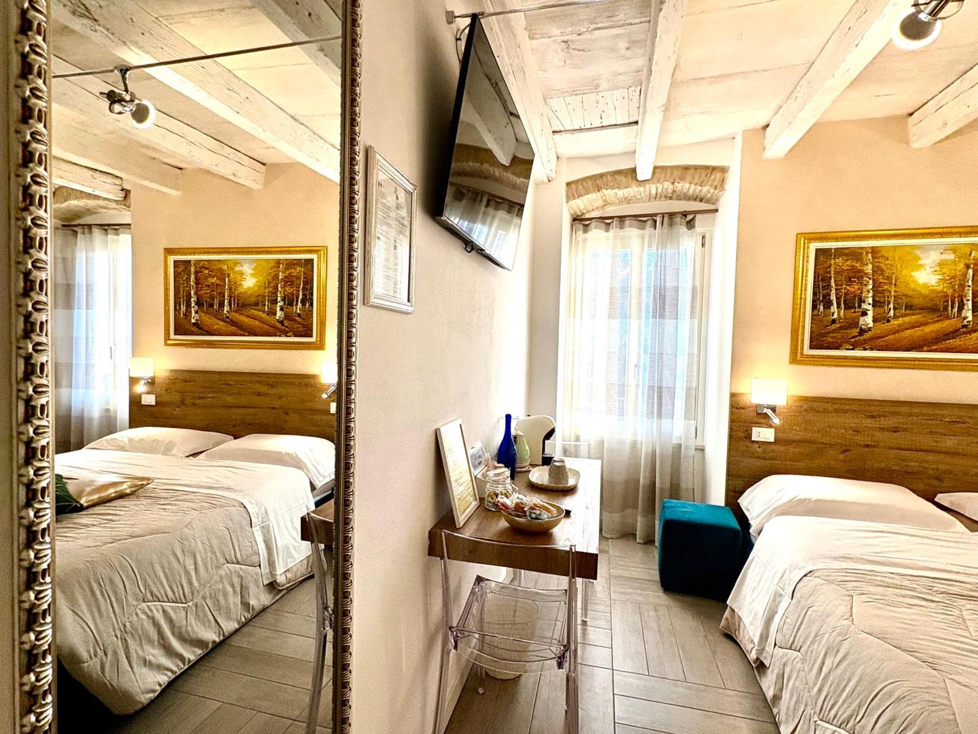 Dimora Di Charme Rooms & Apartments Peschiera del Garda Exterior photo